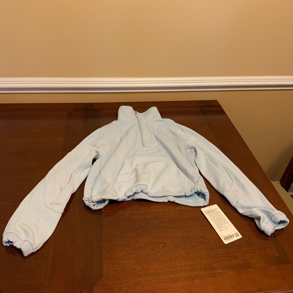 **SOLD** Lululemon Softstreme Half Zip Size 4 "Powder Blue" NWT